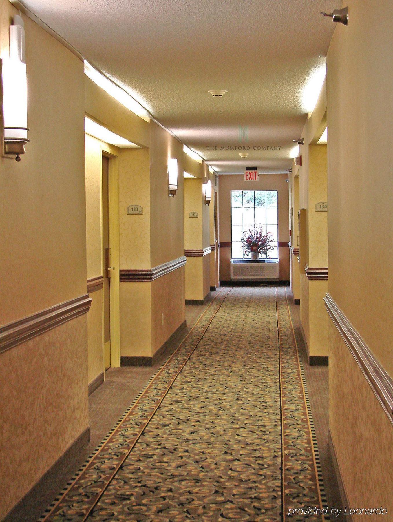 Hotel Clarion Pointe - Danville East South Boston